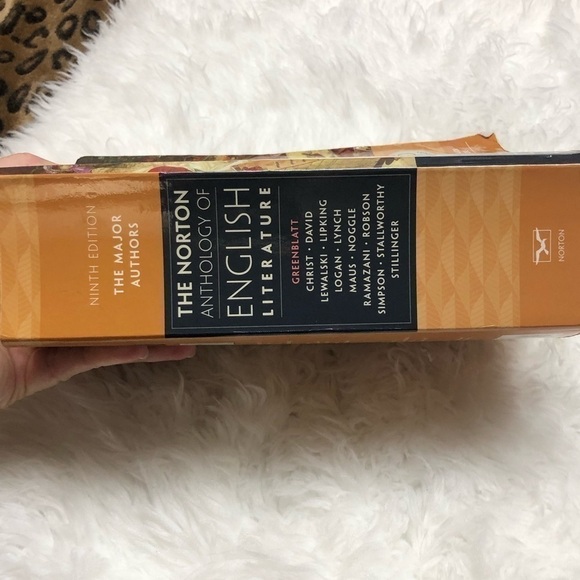 THE Norton Anthology of English Literature Ninth Edition The Major Authors - Picture 2 of 11